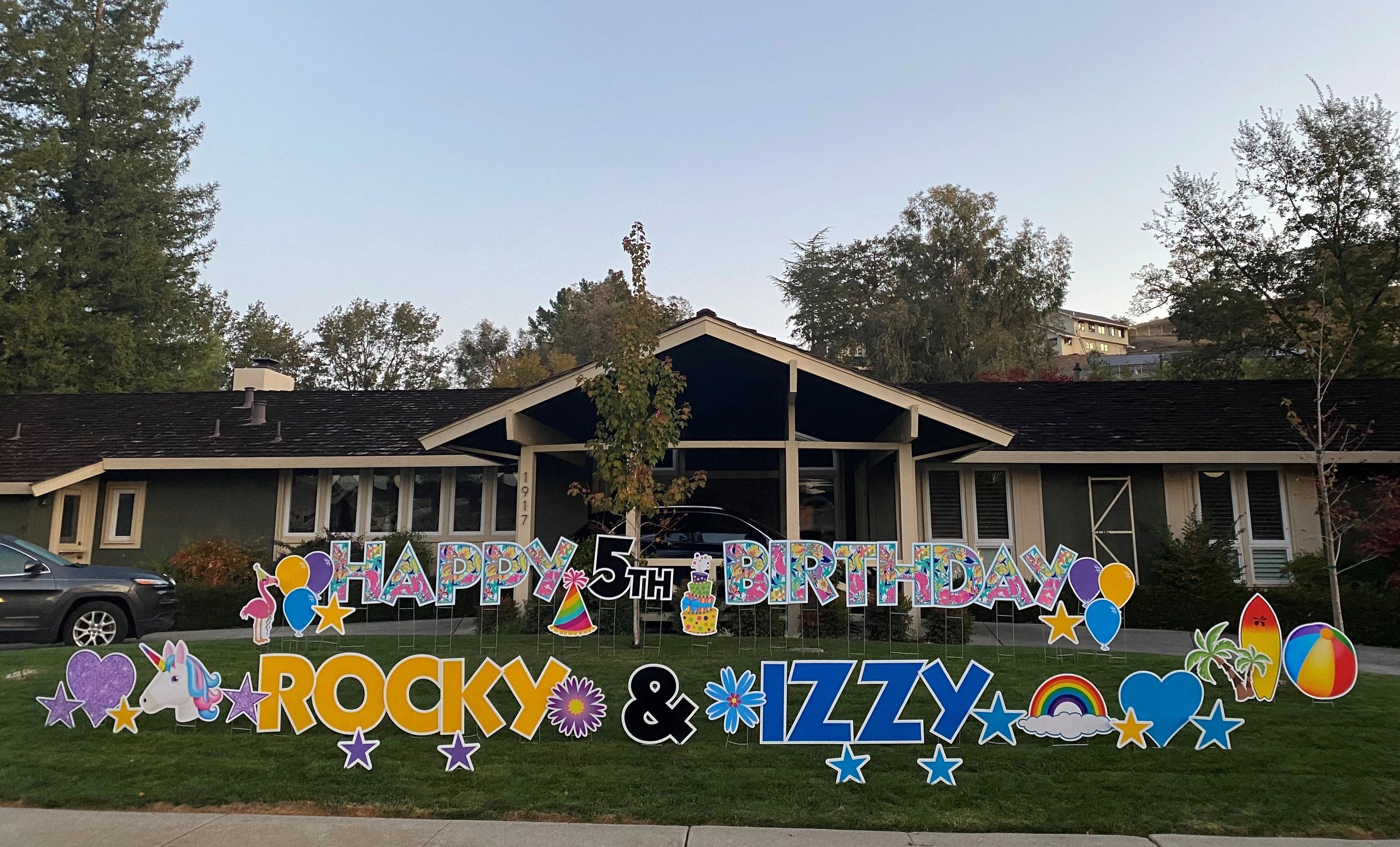 Yard Greetings & Displays in the Bay Area Yard Card Crew